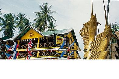 《我和美女有个约会》发售：售价26元 又被美女包围